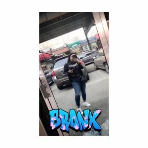 Meet your Posher, Nelsy a.